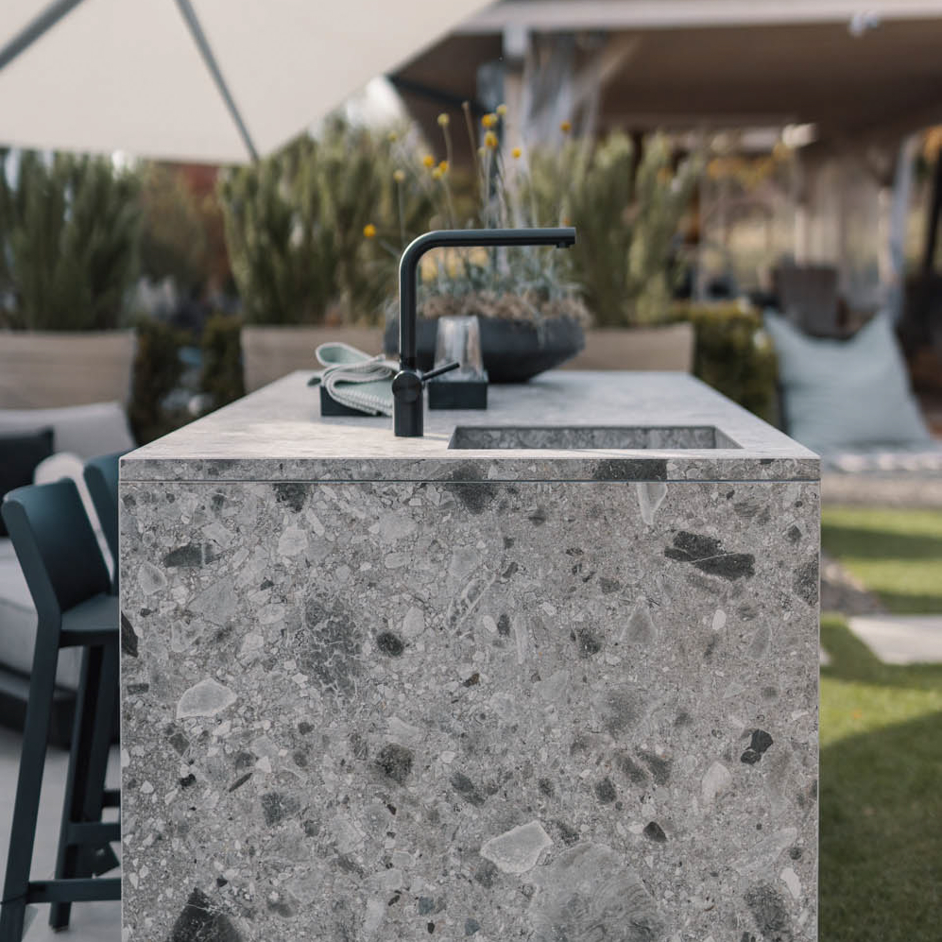 outdoor kitchen detail